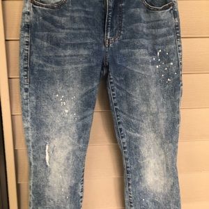 Ladies light denim jean